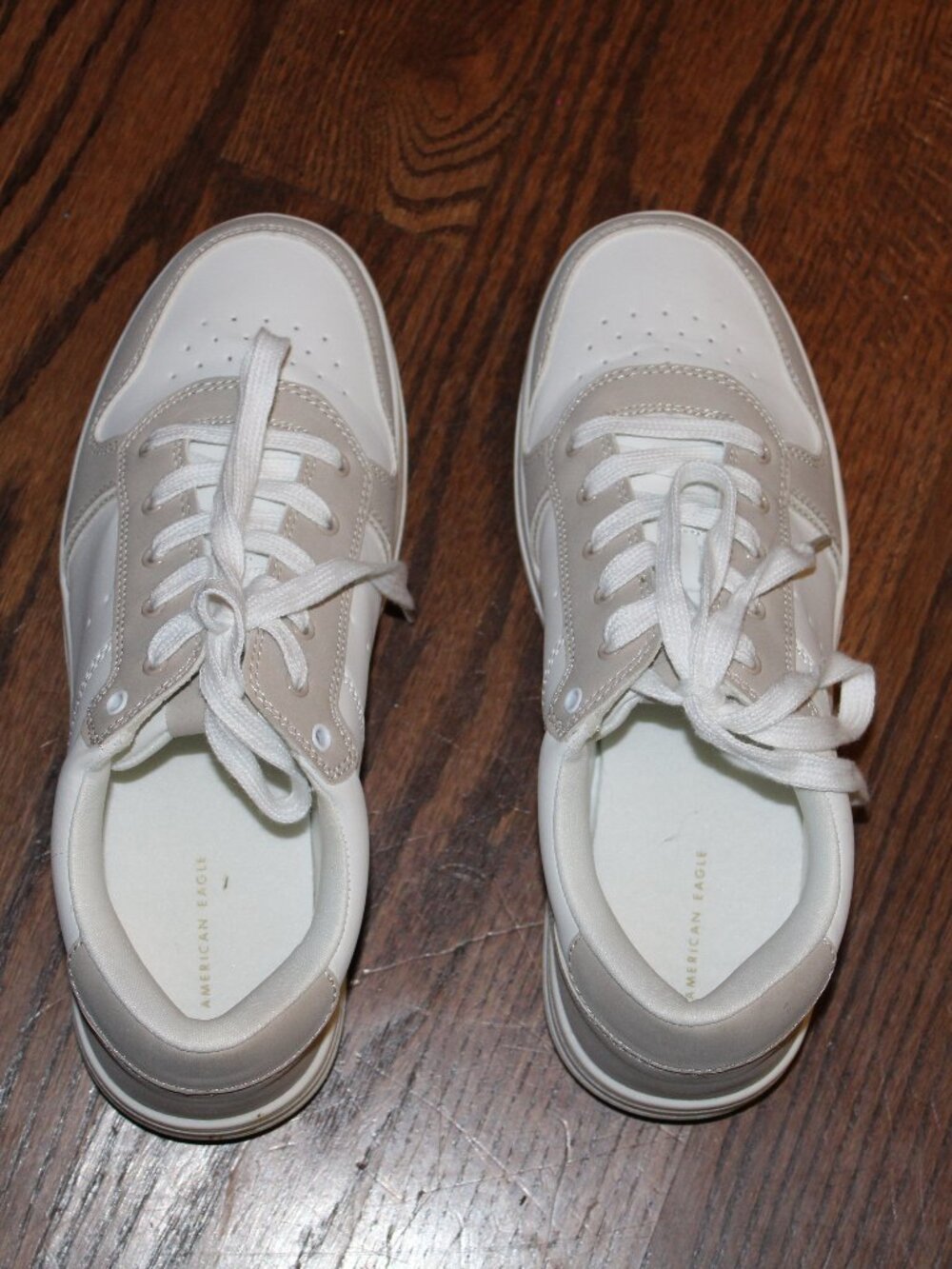 American Eagle Sneakers